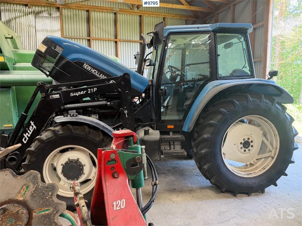 New Holland 8160