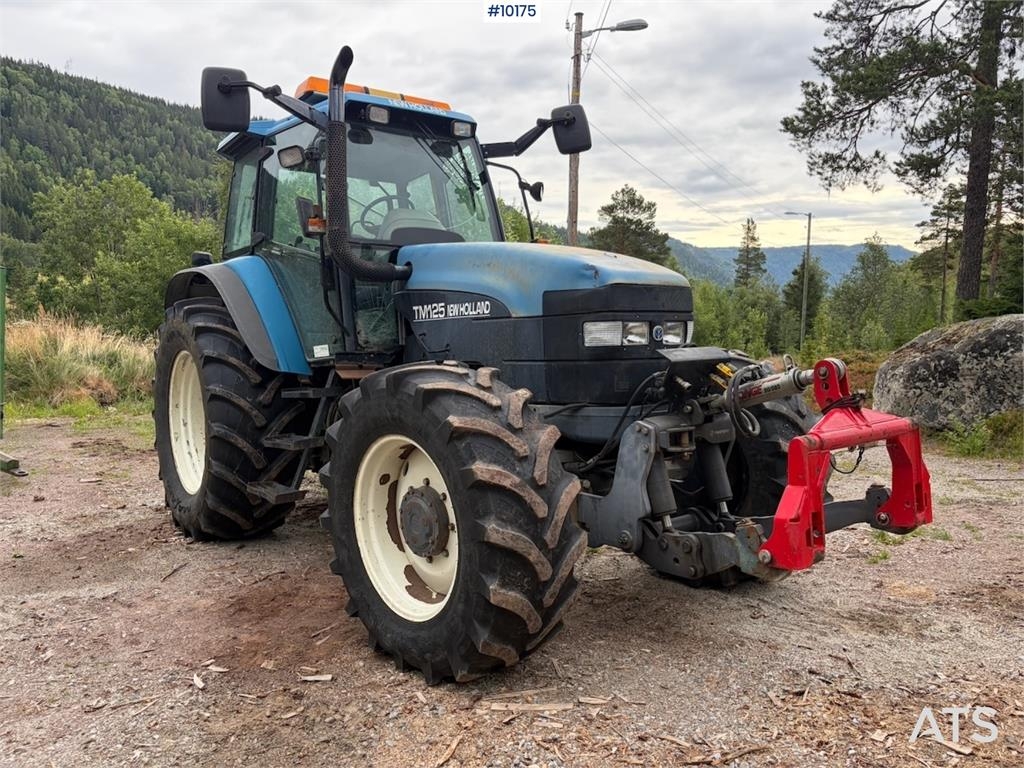New Holland TM 125
