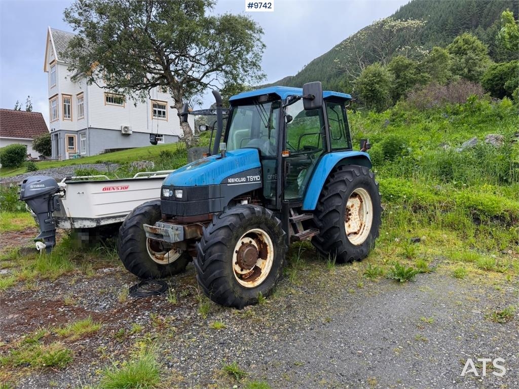 New Holland TS110