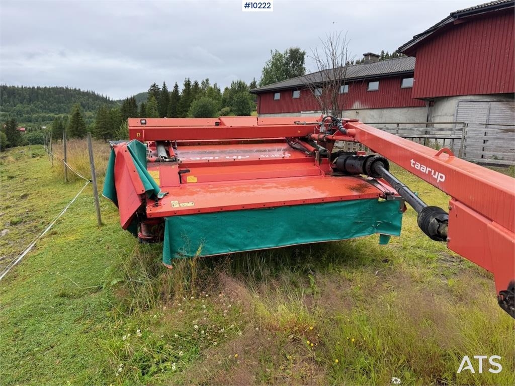 Taarup 4228 LT slåmaskin