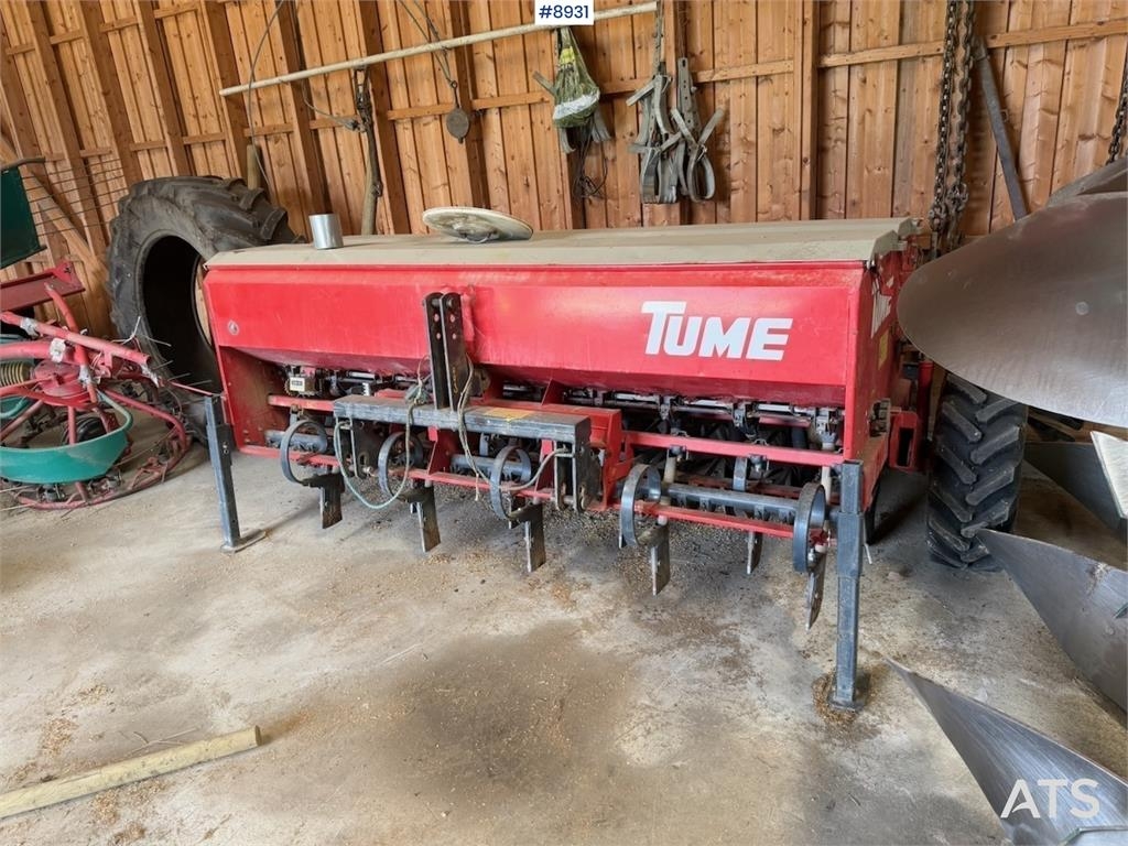 Tume KL 2500