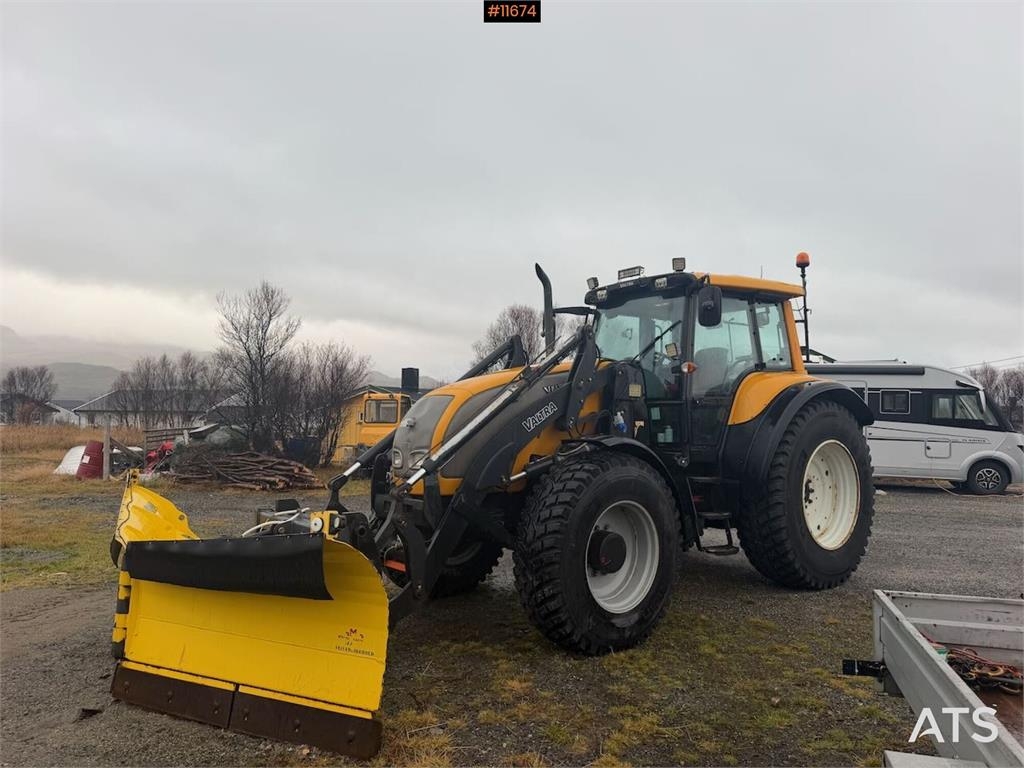 Tracteur agricole Valtra XM150 — occasion 2009
