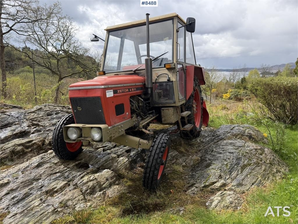 Zetor 4911