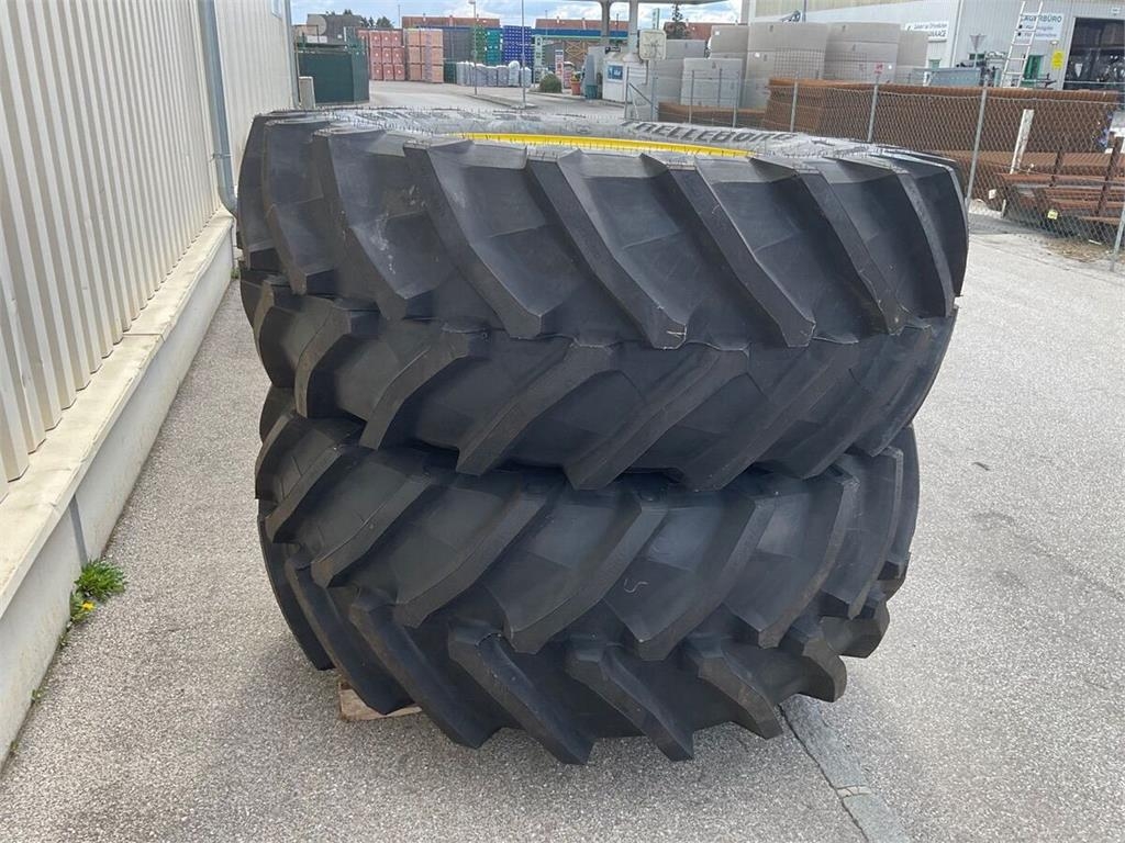 650/65 R 38