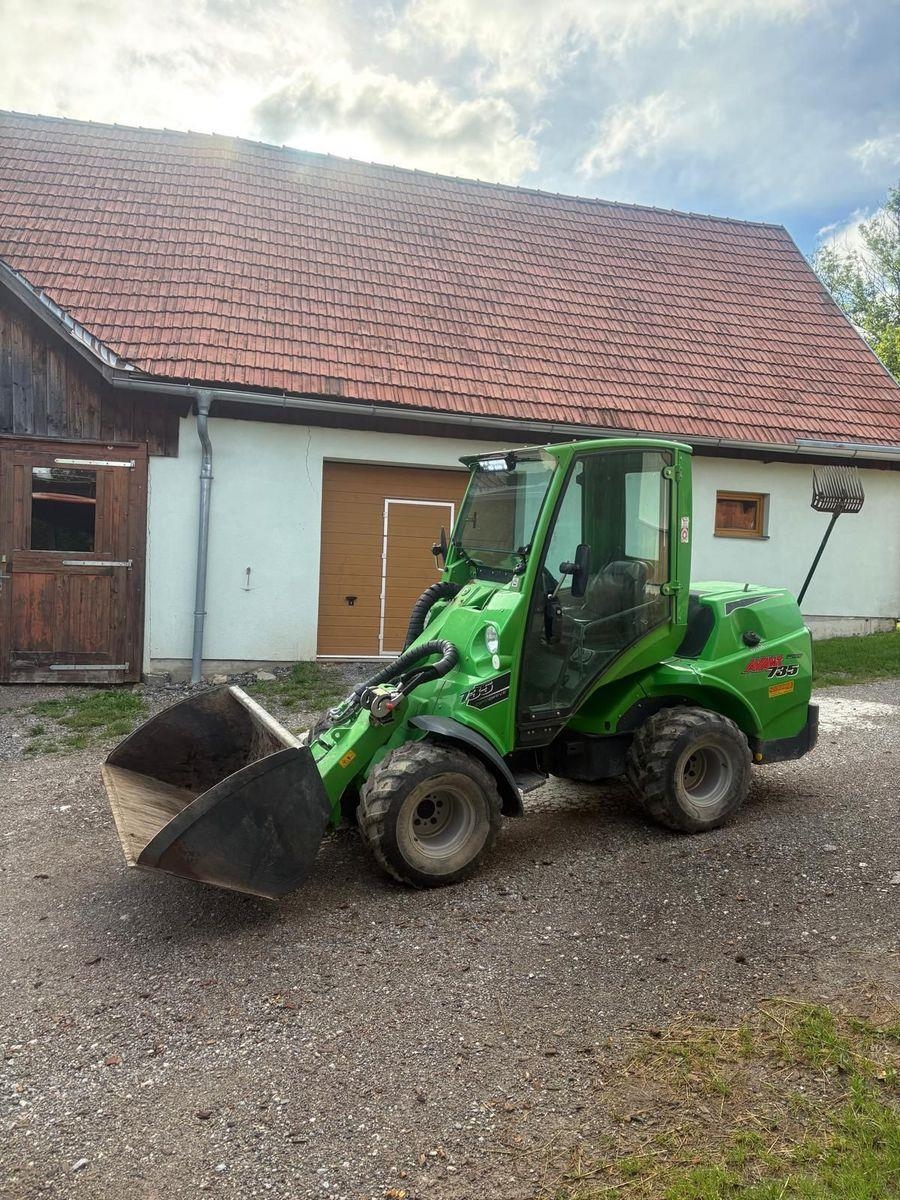 Avant 735