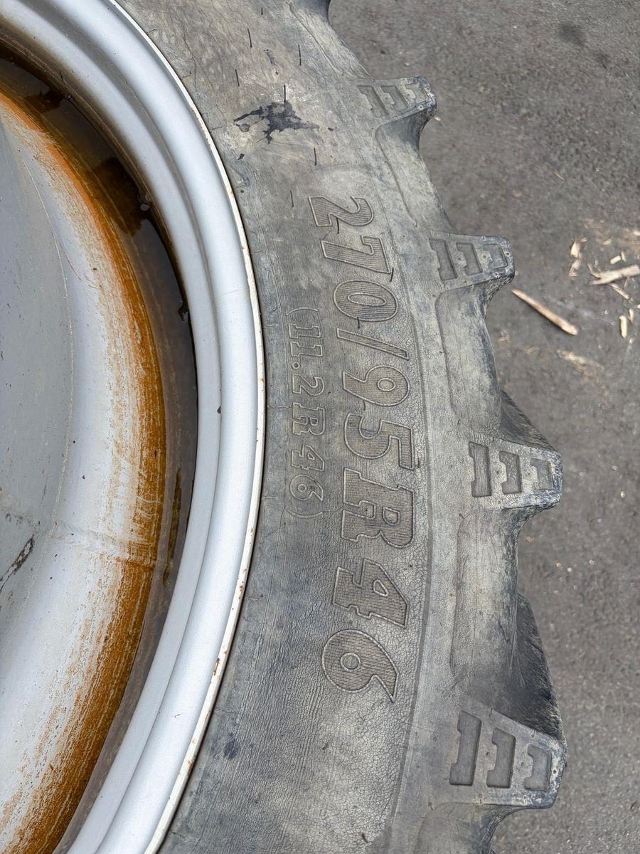 BKT 270/95 R46