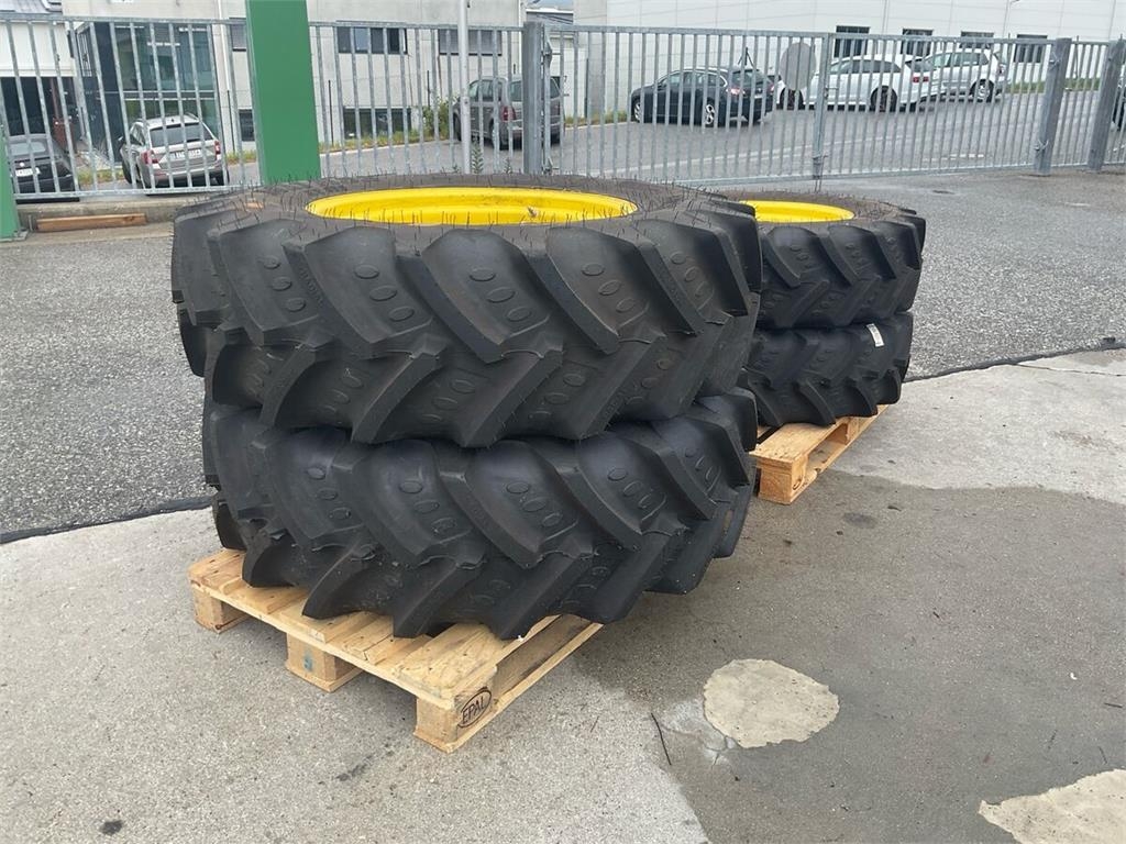 BKT 380/85 R 28 320/85 R20