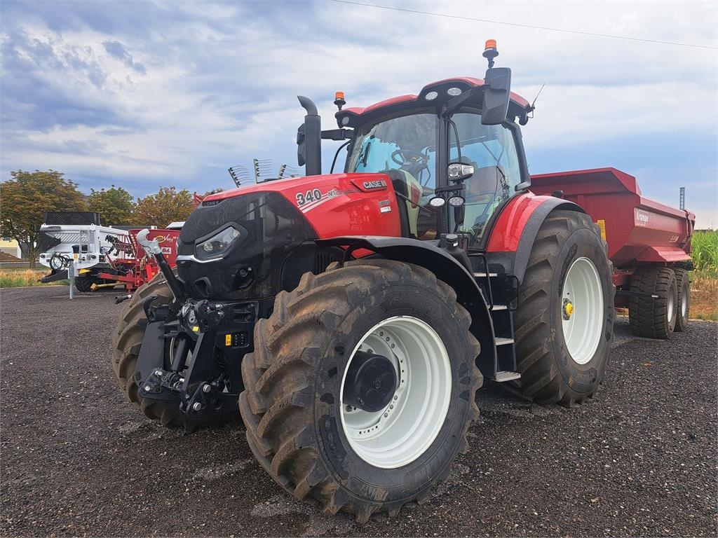 Case IH Optum 340 CVXDrive