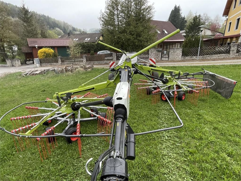 CLAAS Liner 1700 Twin