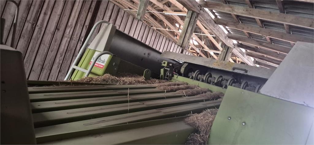 CLAAS Quadrant 2200 RC