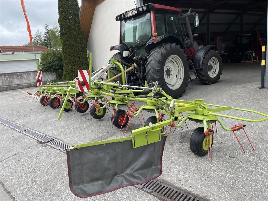 CLAAS Volto 77