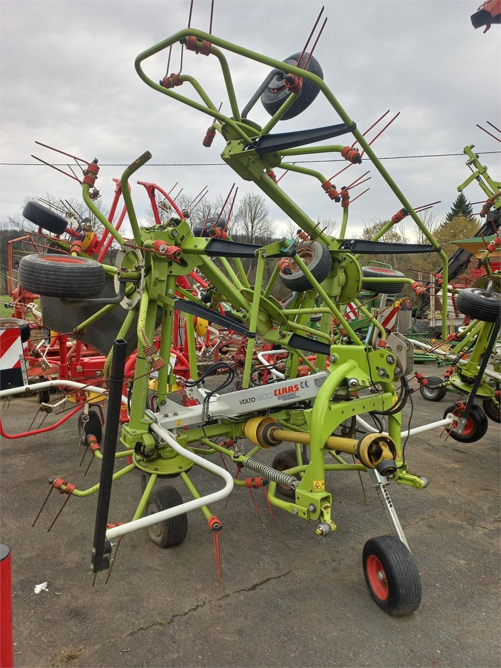 CLAAS Volto 800