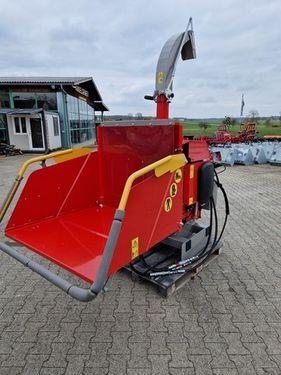 Dominator Holzhäcksler hydraulisch 150 für Hoflade