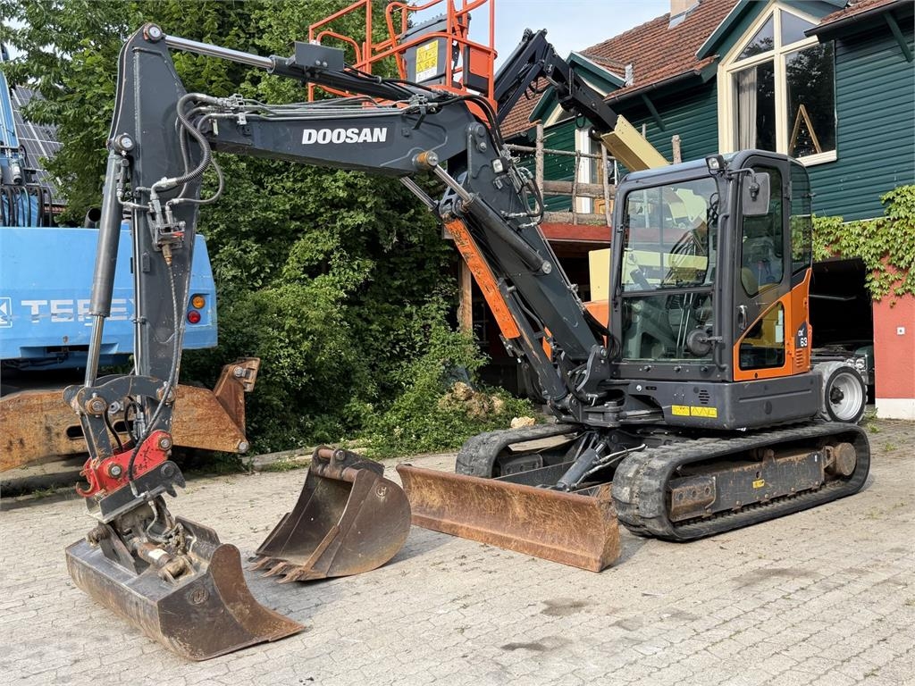 Mini-pelle Doosan 6to Doosan DX63-3 Kompaktbagger Bobca — occasion 2021, 1 809 h