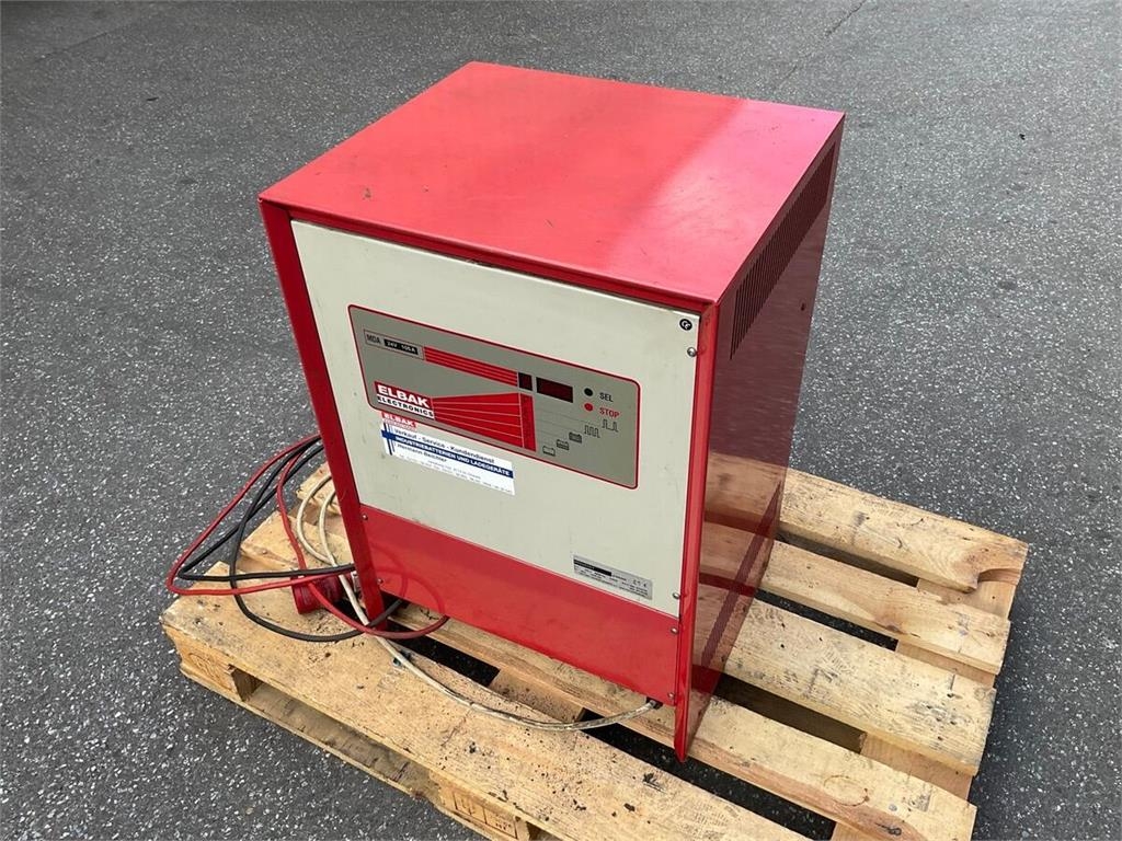 ELBAK Batterieladegerät