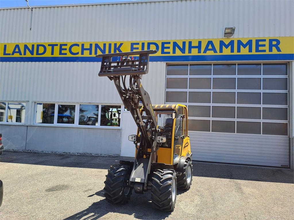 Eurotrac W12CS
