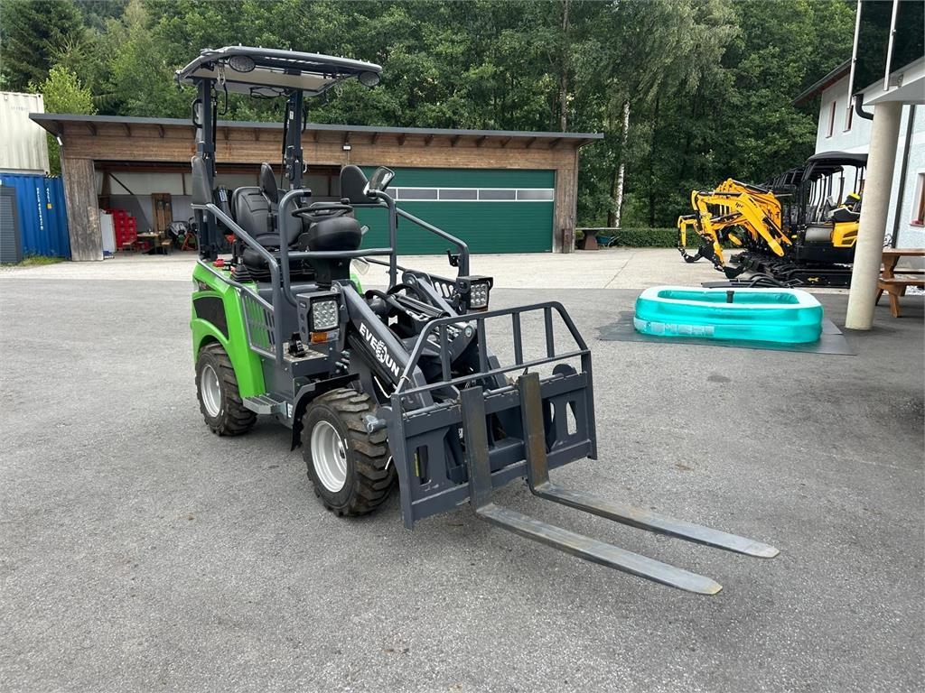 Everun ER08E Hoflader elektrisch