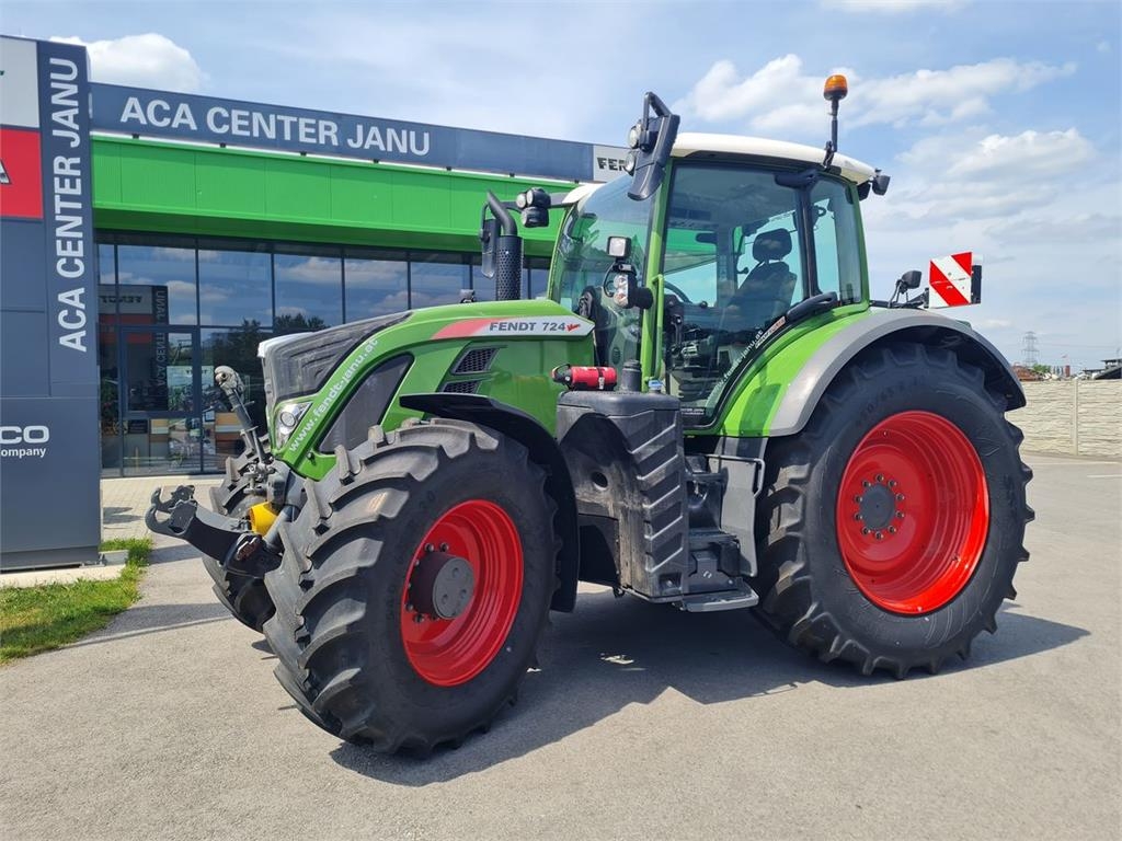Tracteur agricole Fendt 724 Vario — occasion 2020, 4 900 h