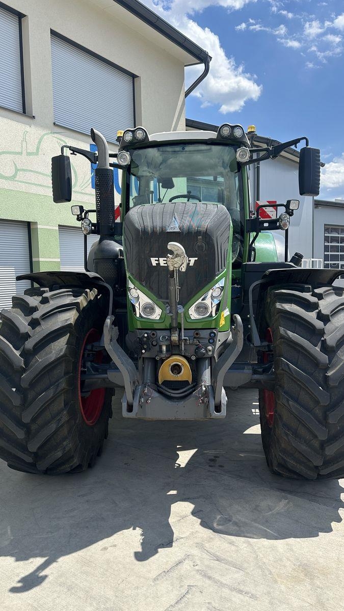 Fendt 828 Vario S4 Profi-Plus