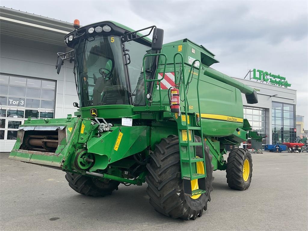John Deere T560HM