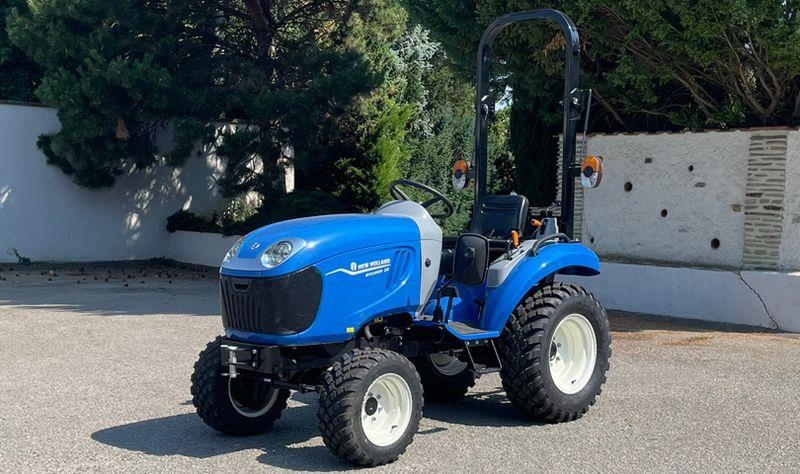 New Holland Boomer 25