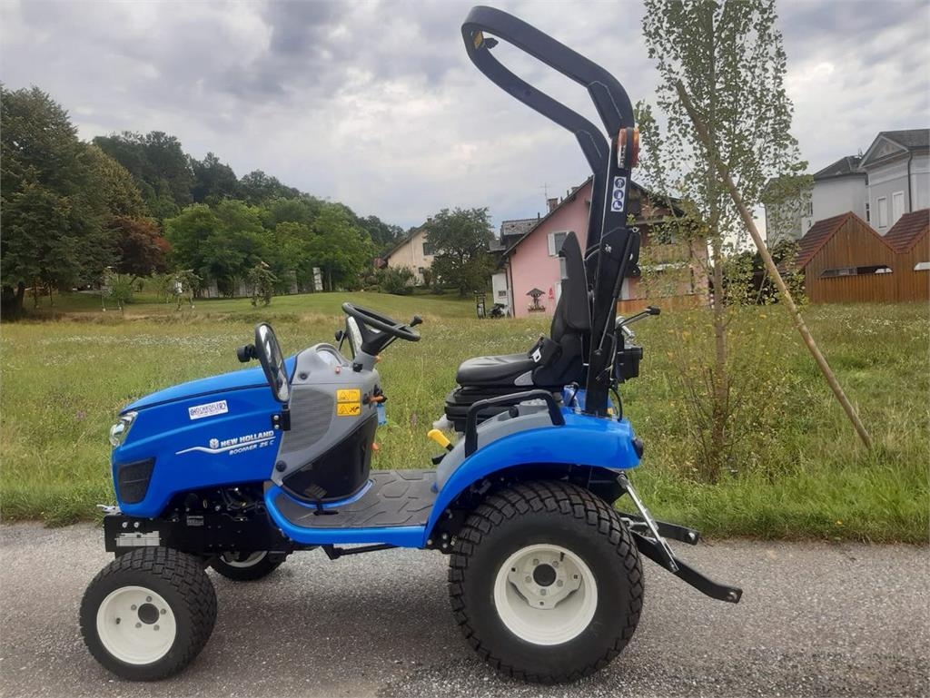 Tracteur agricole New Holland Boomer 25 C — occasion 2024
