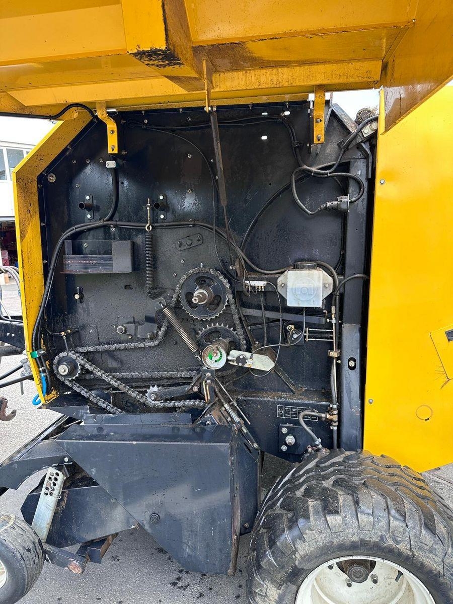 New Holland BR6090 CropCutter