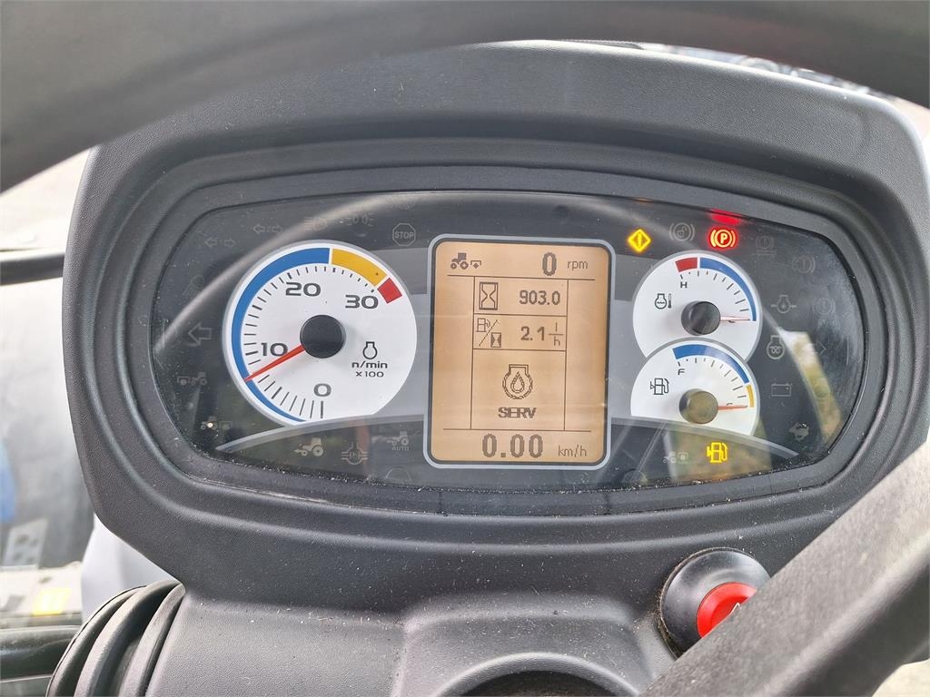 New Holland T 5.85