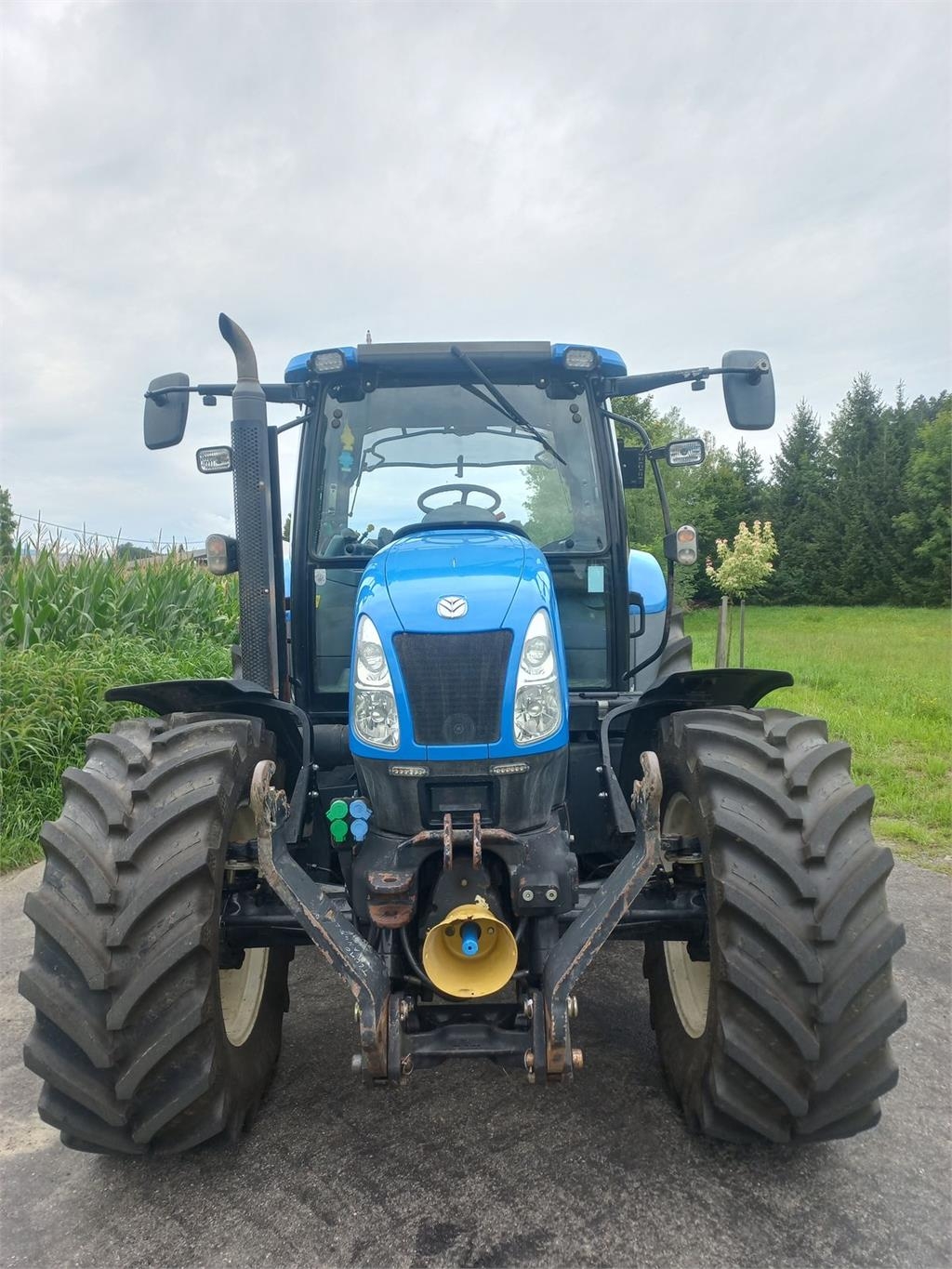New Holland T6010 Delta