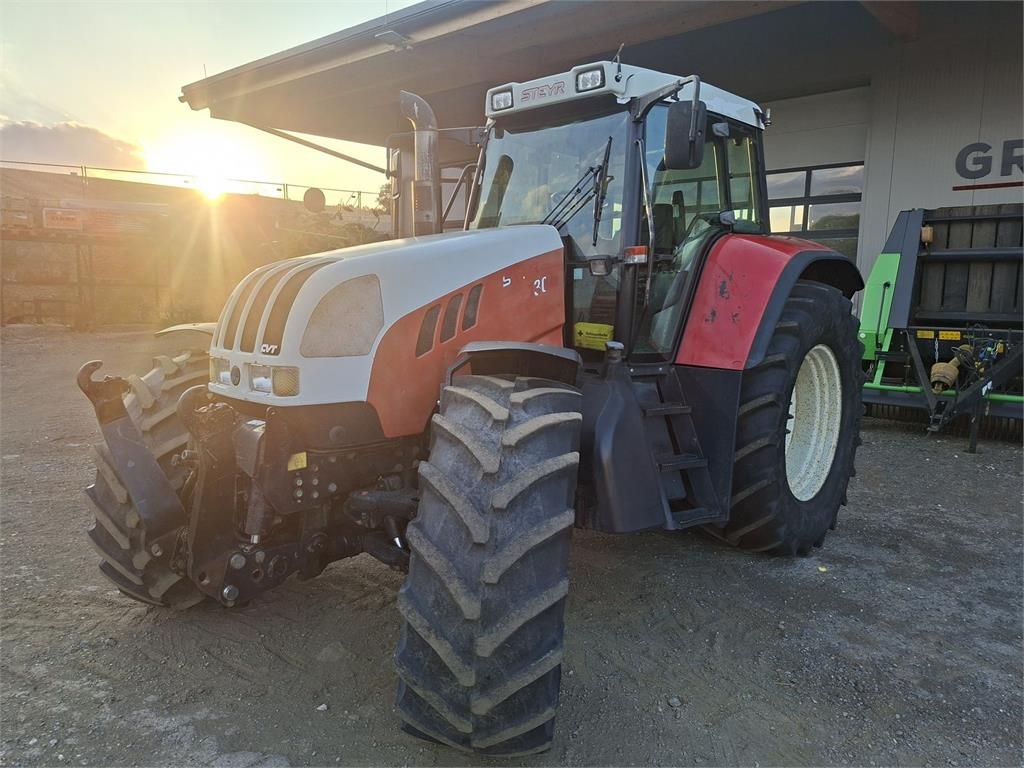 Tracteur agricole Steyr 130 CVT Profi — occasion 2000, 14 700 h