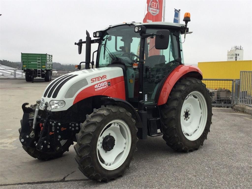 Tracteur agricole Steyr 4085 Kompakt — occasion 2014, 950 h