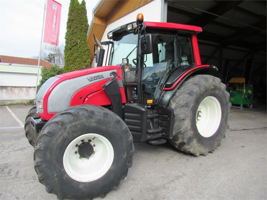 Valtra N 101 Hi-Tech
