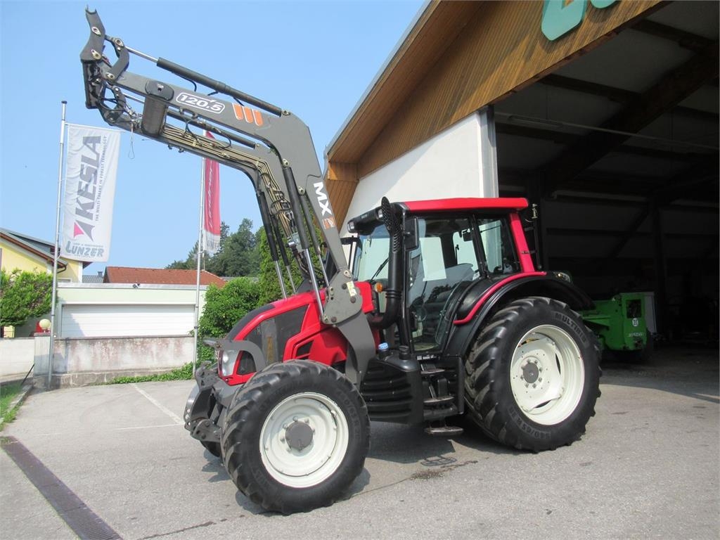 Valtra N 113 Hi-Tech