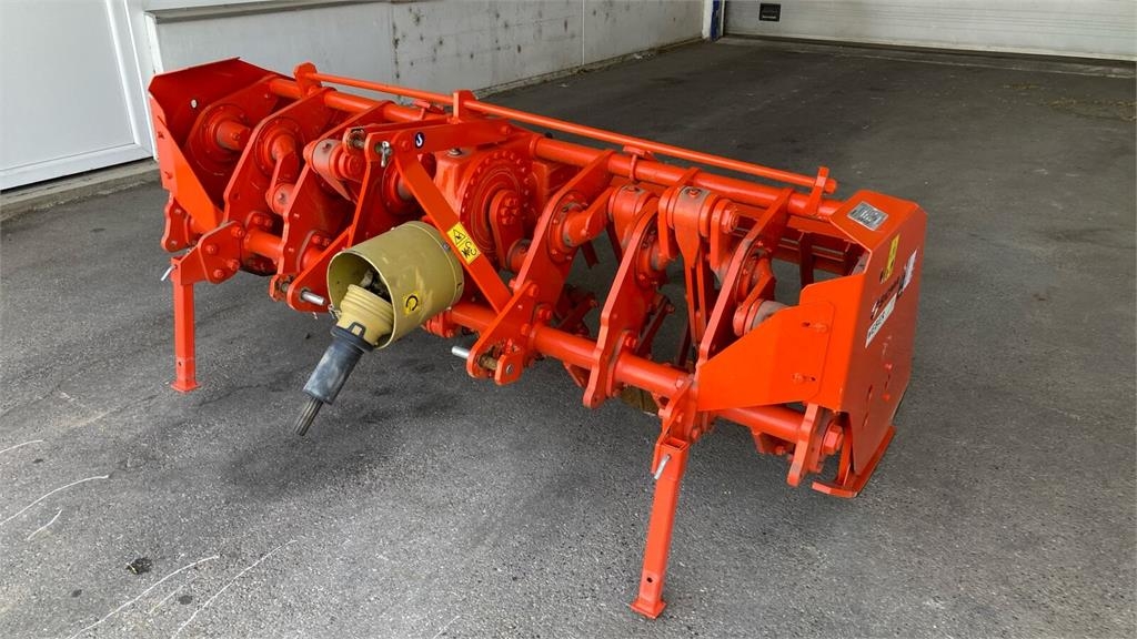 Vangatrice Spatenpflug VB8 200