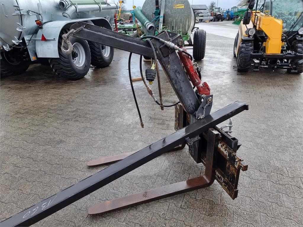 Weidemann Palettengabel mit hydr. Greifer und 2,5m Lastarm