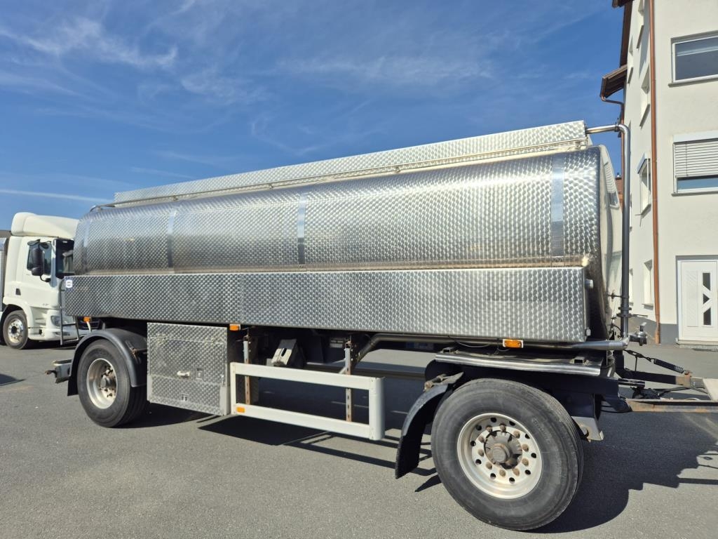 Fabr. Langfeld Schwarte - 15000 L - 2 Kammern(Nr.