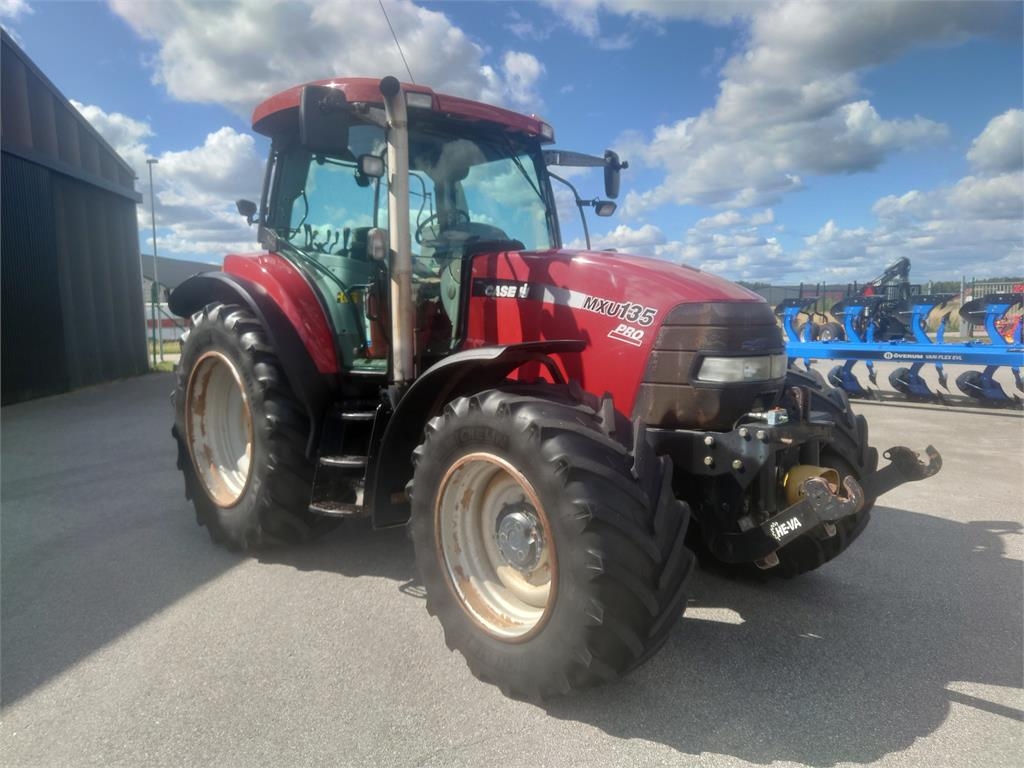Case IH MXU 135 PRO