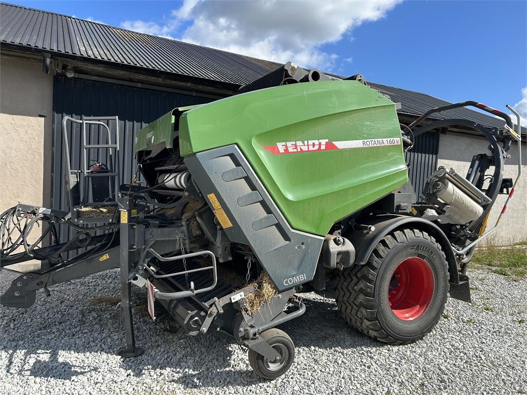 Presse à balles rondes Fendt ROTANA 160 V COMBI — occasion 2023