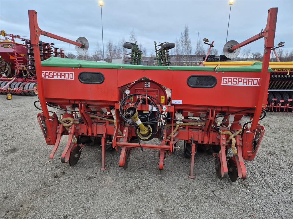 HELBUREN MAJSSÅMASKIN GASPARDO MTE 6RADIG