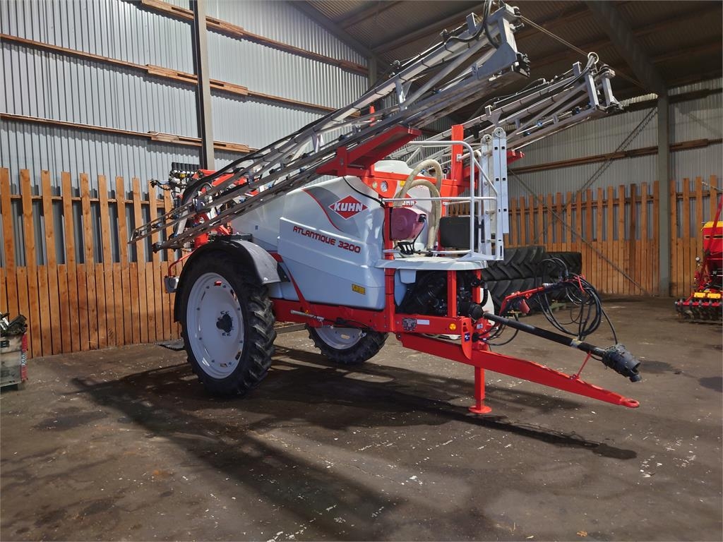 Pulvérisateur traîné Kuhn ATLANTIQUE SELECT PRO — occasion 2015
