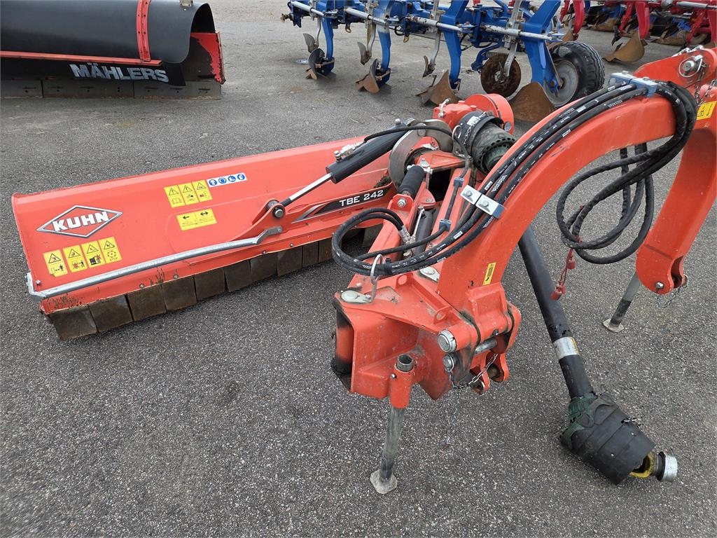 Kuhn TBE242