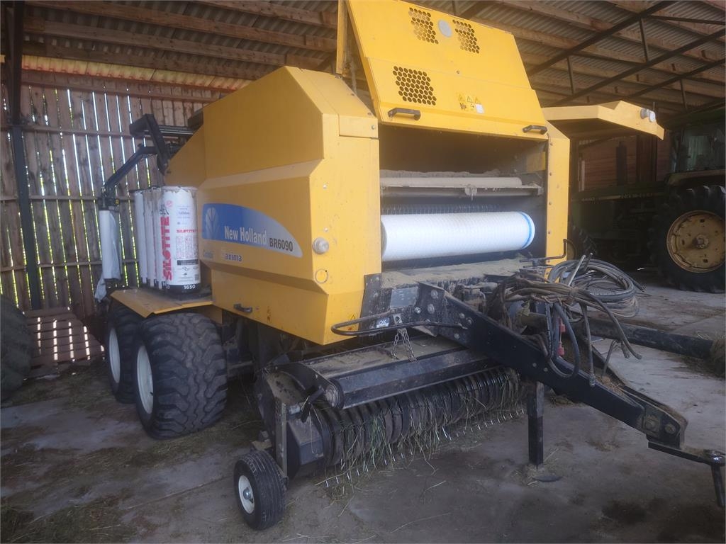 New Holland BR 6090 COMBI