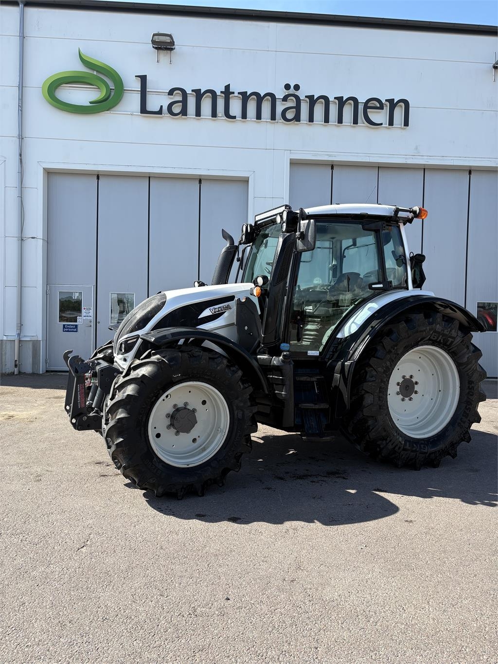 Valtra N174 VERSU+F
