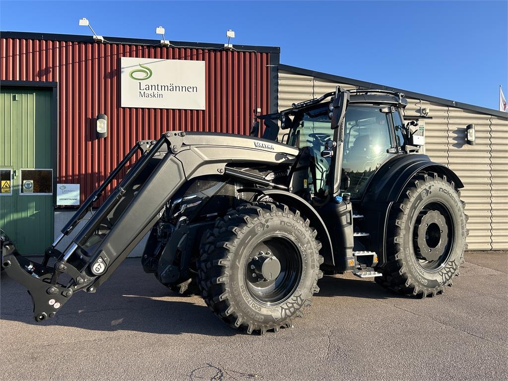 Valtra Q305+L+PTO+TWIN+F
