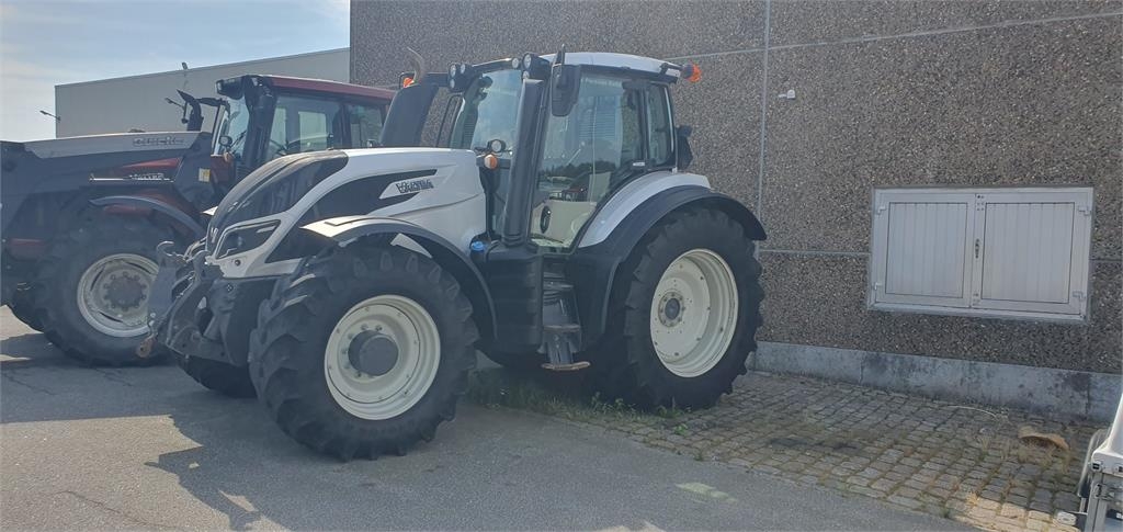 Valtra T234 V