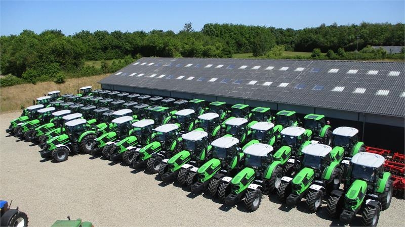 Deutz-Fahr Agrotron 6205G New and Unused tractor