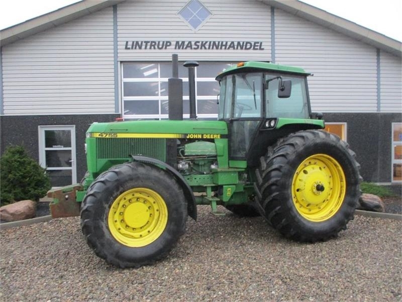 4755 En rigtig kraftkarl med den store 7,6L motor