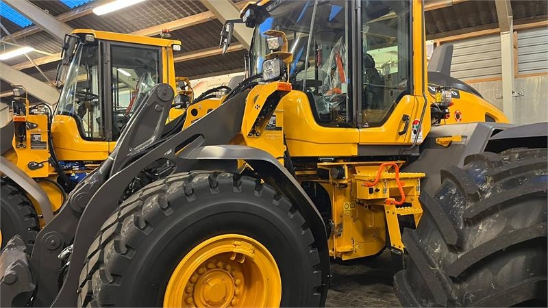 Volvo L 90H H2 fabriksny Dansk maskine med masser af ud