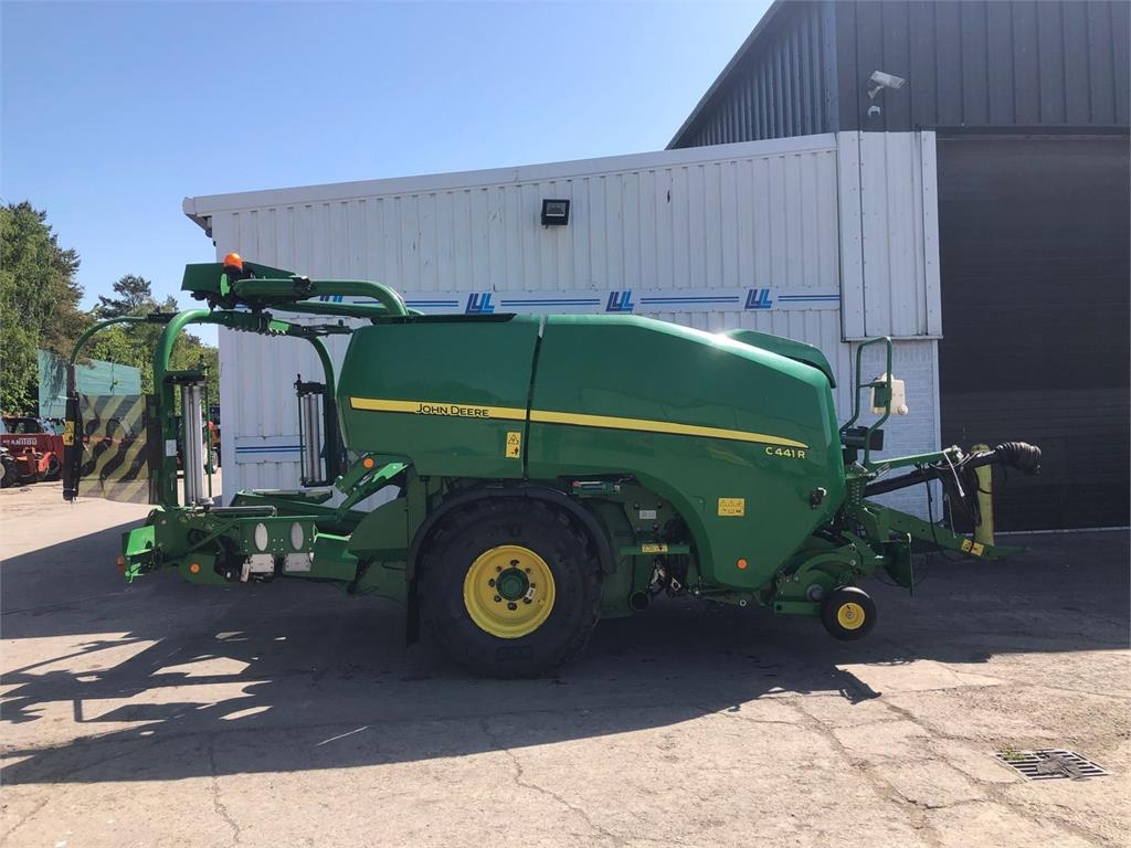 John Deere C441r