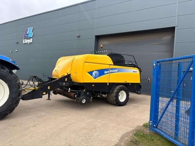New Holland Bb9080